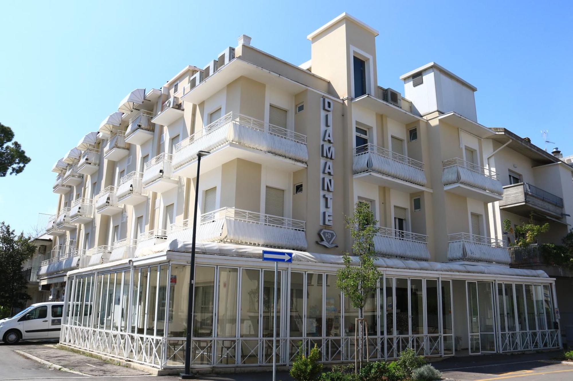 Hotel Diamante Cattolica Zewnętrze zdjęcie