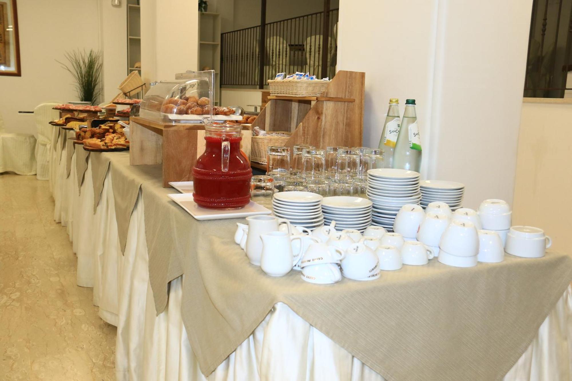 Hotel Diamante Cattolica Zewnętrze zdjęcie