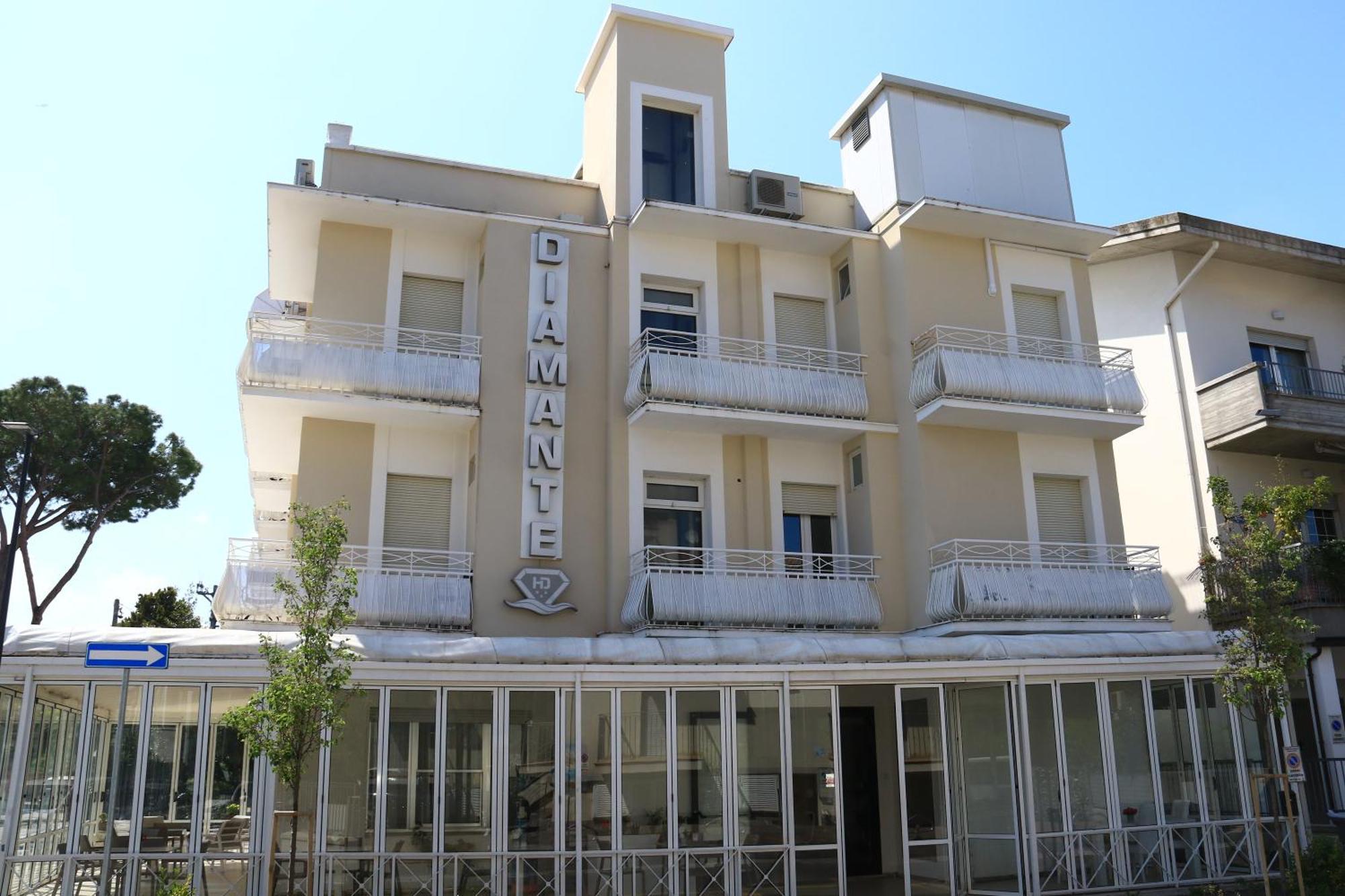 Hotel Diamante Cattolica Zewnętrze zdjęcie