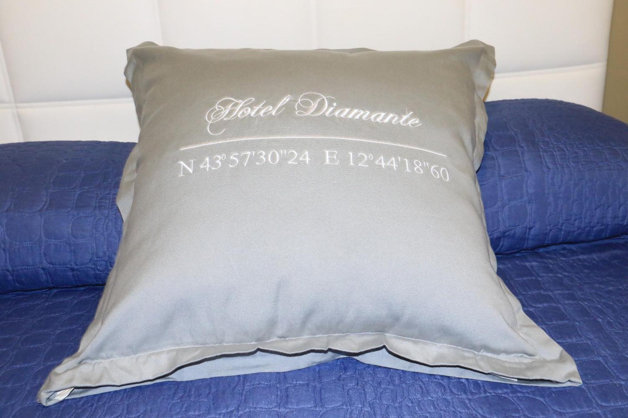 Hotel Diamante Cattolica Zewnętrze zdjęcie